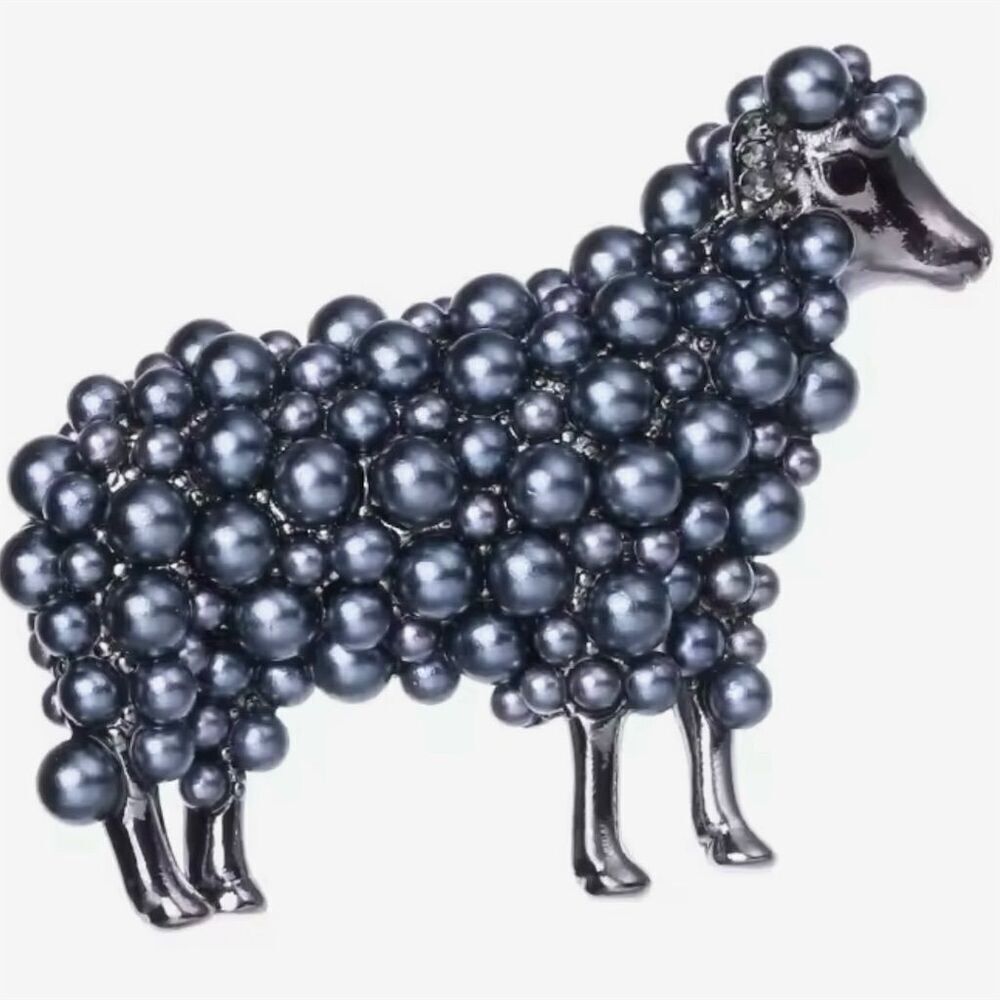 Women Fashion Luxury Full Pearl Sheep Brooch Grey Elegant Stylish